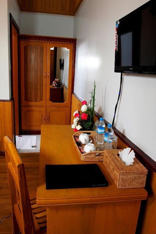 Inle Lotus Hotel Nyaung Shwe Δωμάτιο φωτογραφία