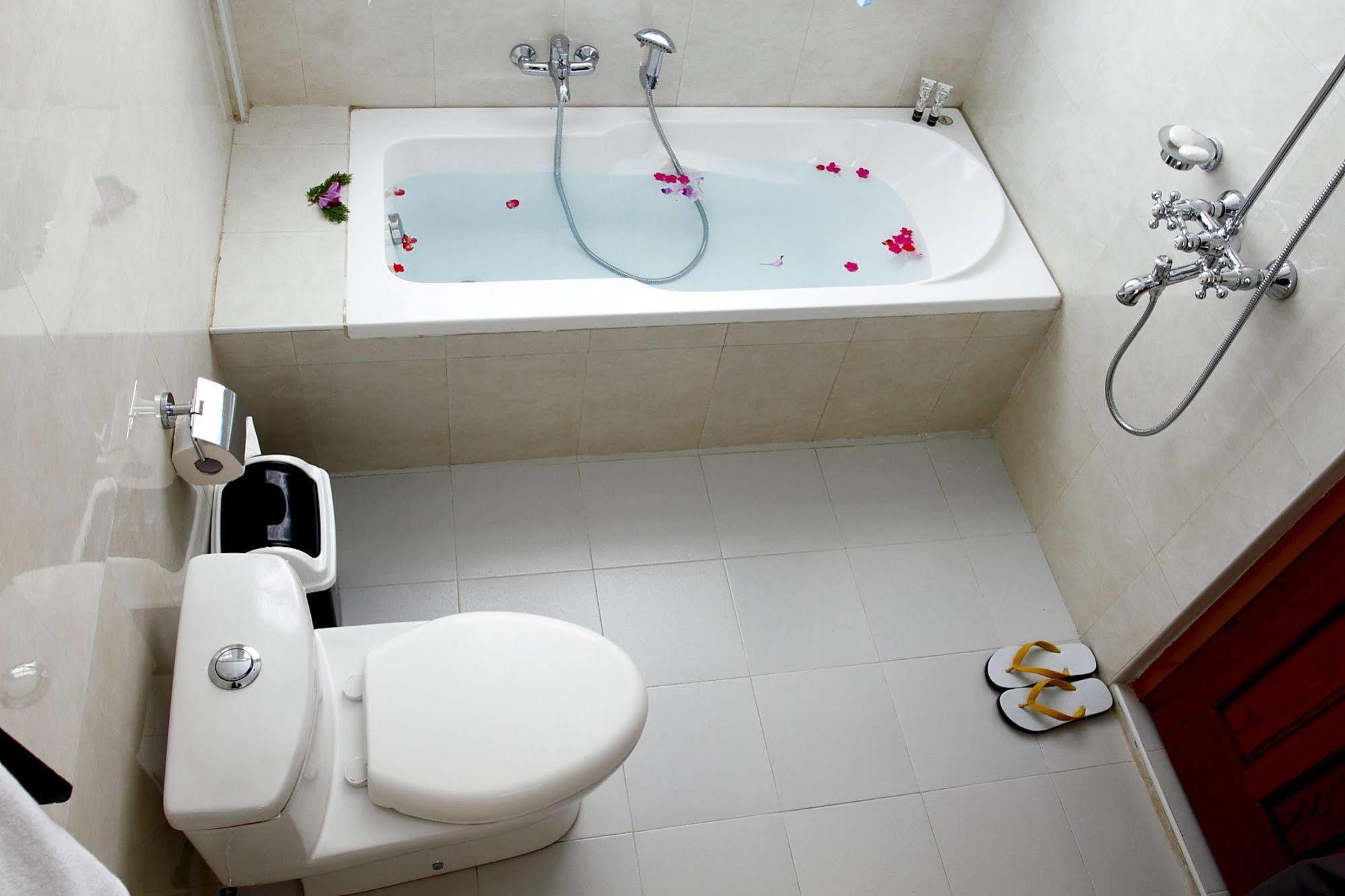 Inle Lotus Hotel Nyaung Shwe Εξωτερικό φωτογραφία