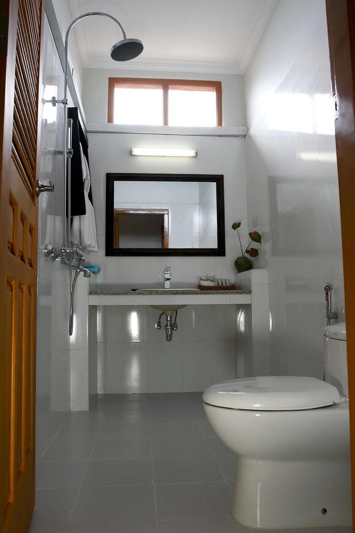 Inle Lotus Hotel Nyaung Shwe Εξωτερικό φωτογραφία